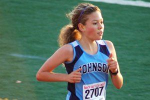 Cross Country ends with a successful season, with junior Natalie Langun making it to State