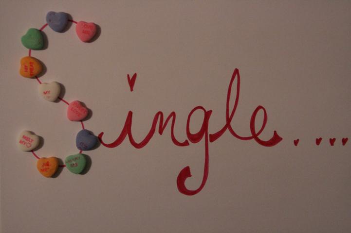 Single+students+make+V-day+their+own